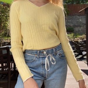 Vintage yellow sweater